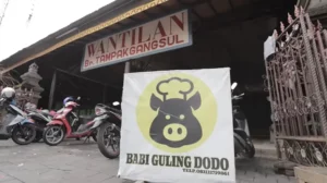 Warung Makan Babi Guling Dodo