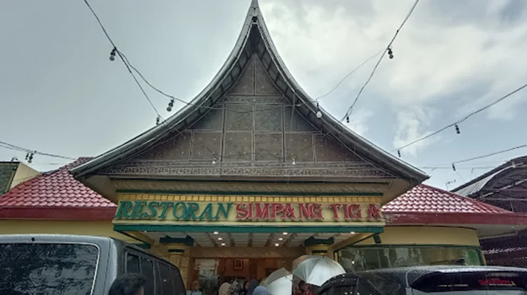 Restoran Simpang Tiga Medan